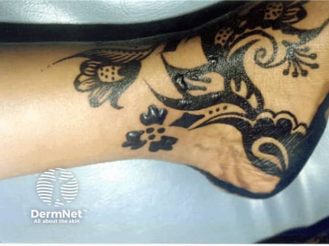 Black henna temporary tattoo